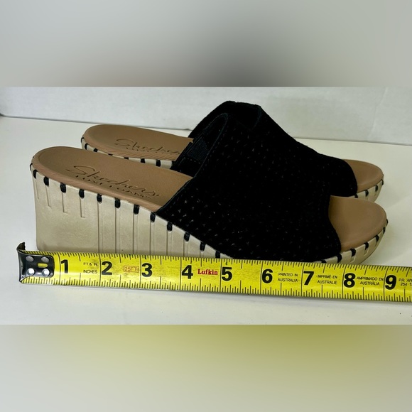 SKECHERS Women’s Luxe Foam Urban Escape Black Wedge Slide Heel Sandals Size 8 - Picture 6 of 6